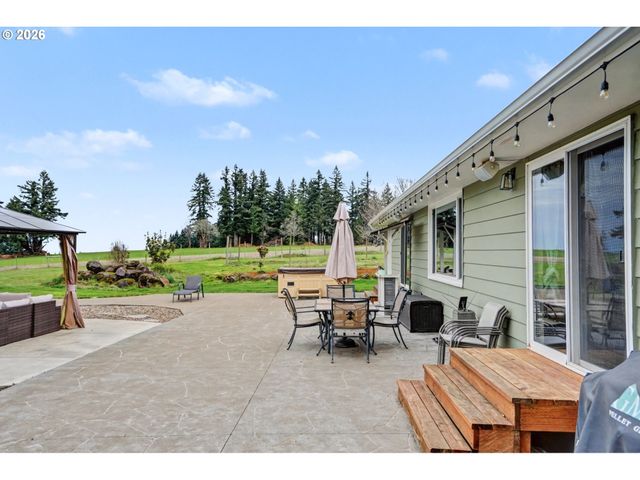 5910 Ne DAVIS CREEK Rd, Silverton, OR 97381