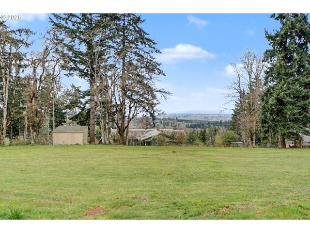 5910 Ne DAVIS CREEK Rd, Silverton, OR 97381