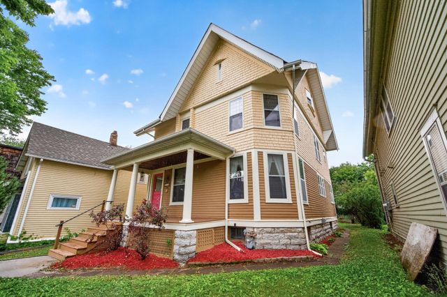 702 4th Street E, Saint Paul, MN 55106