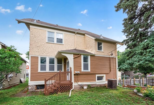 702 4th Street E, Saint Paul, MN 55106