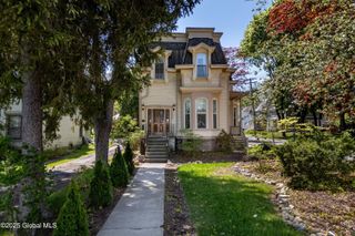 49 W High Street, Ballston Spa, NY 12020