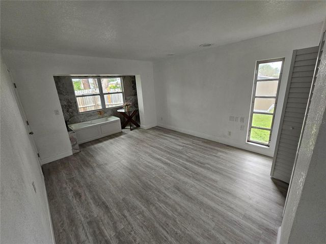 7990 42ND STREET N, Pinellas Park, FL 33781