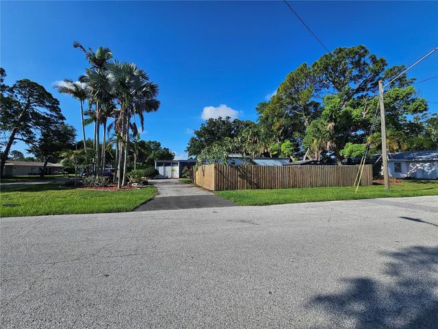 7990 42ND STREET N, Pinellas Park, FL 33781