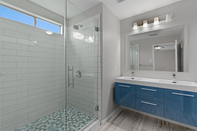 2240 Independence DR A83, Austin, TX 78745