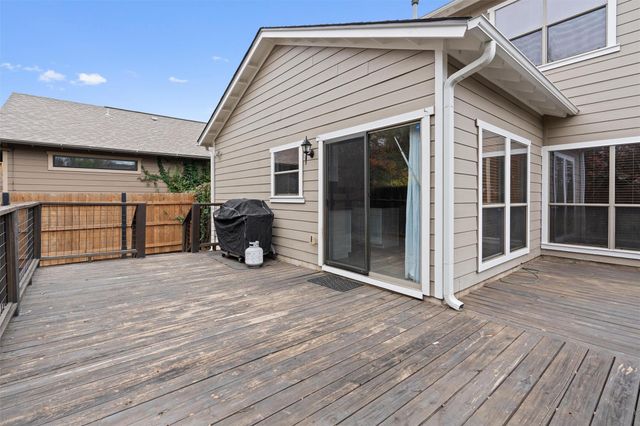 2240 Independence DR A83, Austin, TX 78745