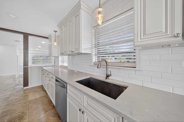 109 Maxine St, Mineola, TX 75773