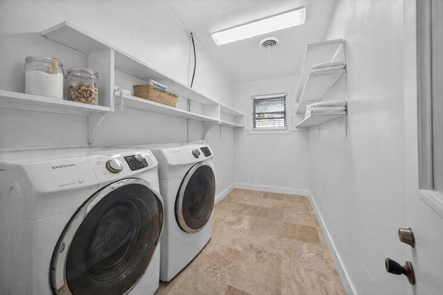 109 Maxine St, Mineola, TX 75773