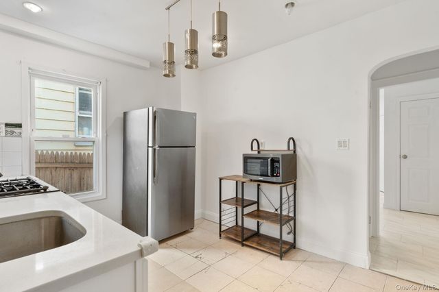 9022 82nd Road, Glendale, NY 11385