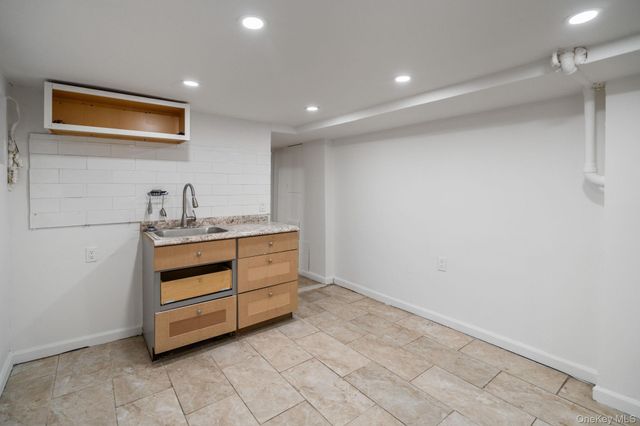 9022 82nd Road, Glendale, NY 11385