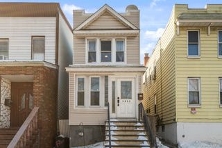 9022 82nd Road, Glendale, NY 11385