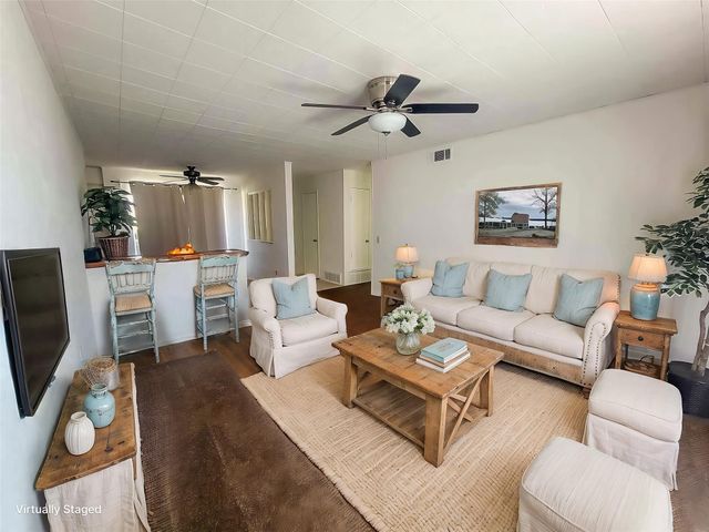 3205 Parkside Drive, Mesquite, TX 75150