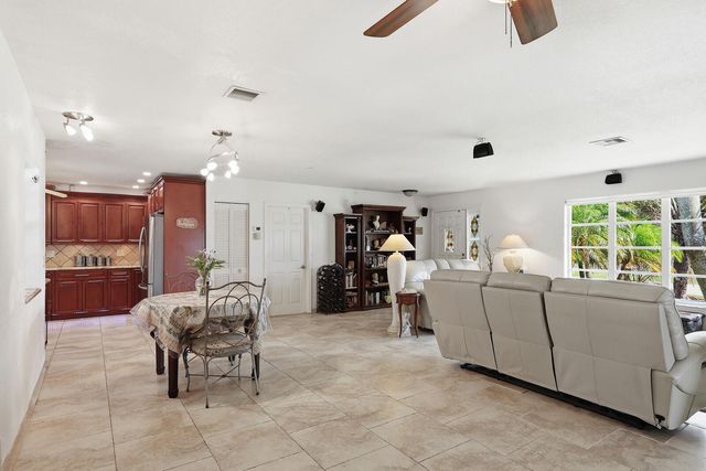 7137 Saint Andrews Road, Lake Worth, FL 33467