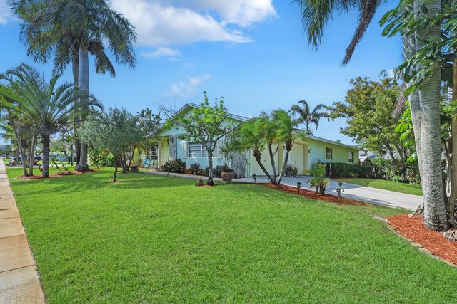 7137 Saint Andrews Road, Lake Worth, FL 33467