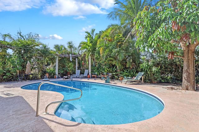 7137 Saint Andrews Road, Lake Worth, FL 33467