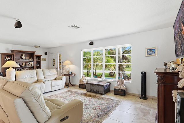 7137 Saint Andrews Road, Lake Worth, FL 33467