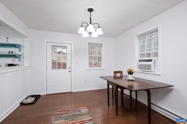 115 CIRCLE RD, Stanardsville, VA 22973