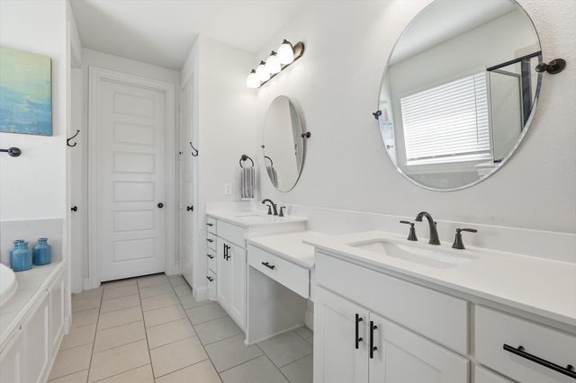 3004 Chesterfield Lane, Mansfield, TX 76084