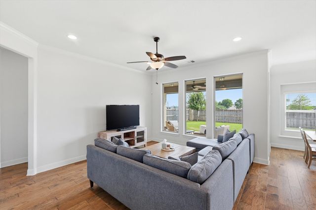 3004 Chesterfield Lane, Mansfield, TX 76084