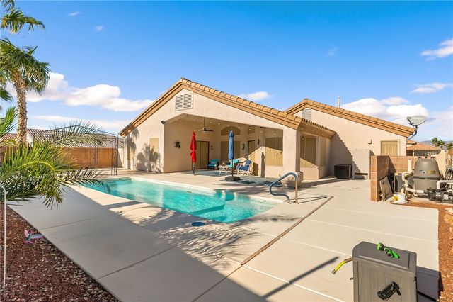 2264 Mountainside Drive, Bullhead City, AZ 86442