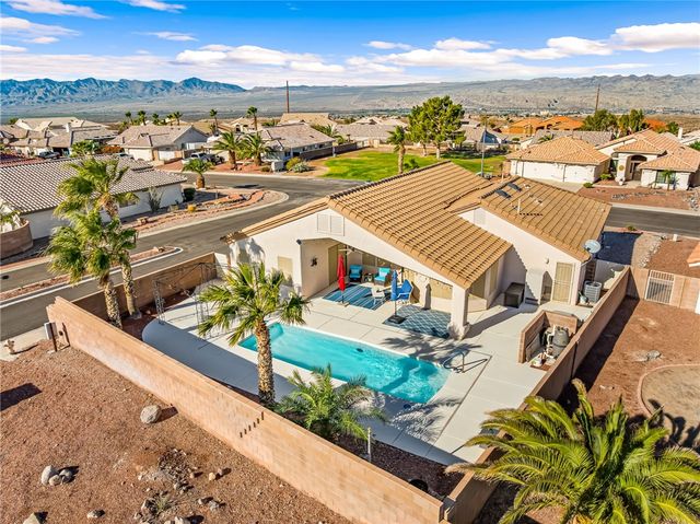 2264 Mountainside Drive, Bullhead City, AZ 86442