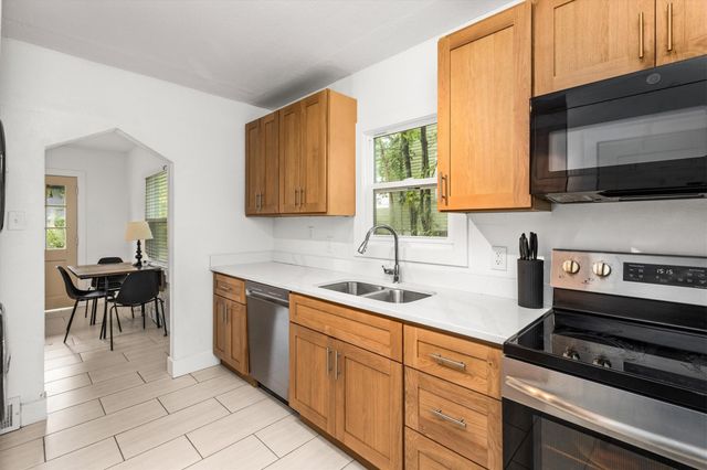 1708 26th Street, Des Moines, IA 50310