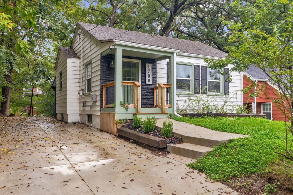 1708 26th Street, Des Moines, IA 50310