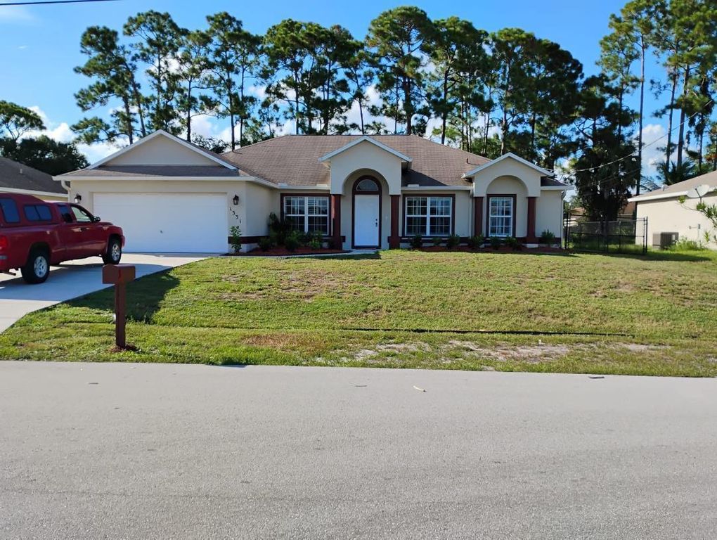 1331 SW Ingrassina Avenue, Port St Lucie, FL 34953