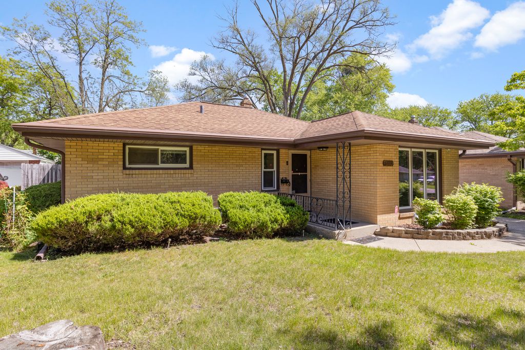 2119 Midway Drive, Rockford, IL 61103