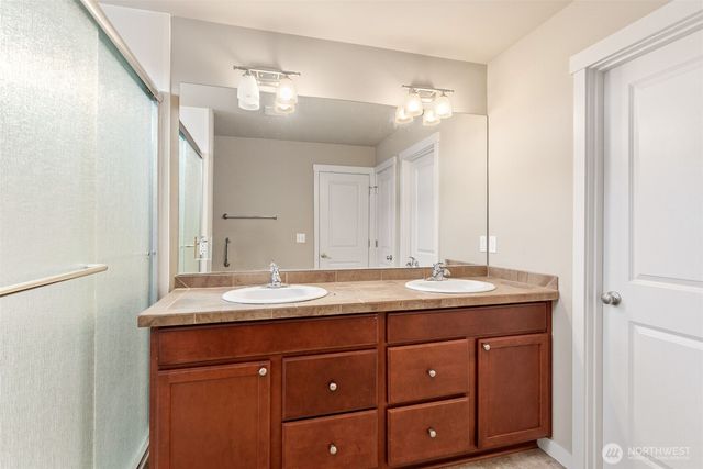 5030 35th Street E, Fife, WA 98424