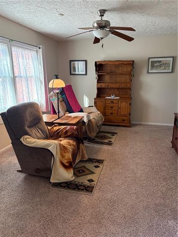 2700 Fairway Drive, Independence, KS 67301