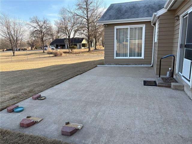 2700 Fairway Drive, Independence, KS 67301