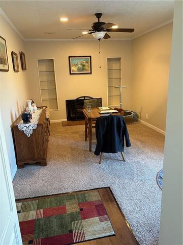 2700 Fairway Drive, Independence, KS 67301