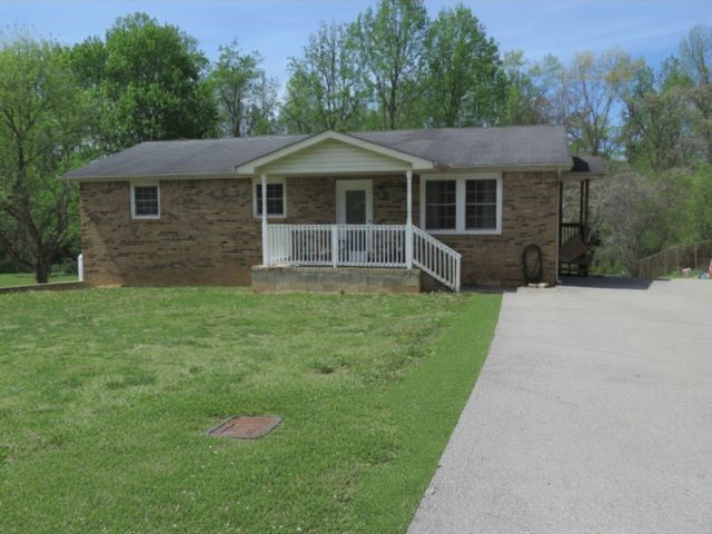 1153 Chestnut Dr, Burns, TN 37029