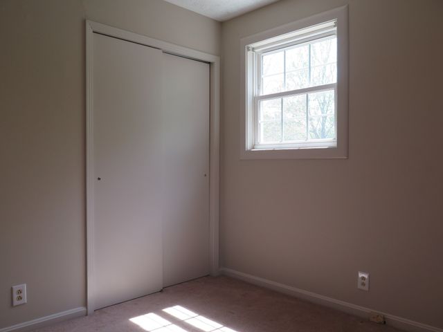 1153 Chestnut Dr, Burns, TN 37029