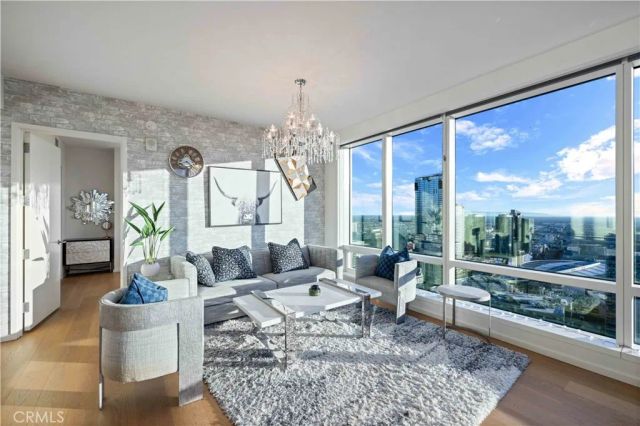 877 Francisco Street 4111, Los Angeles, CA 90017