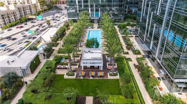 877 Francisco Street 4111, Los Angeles, CA 90017