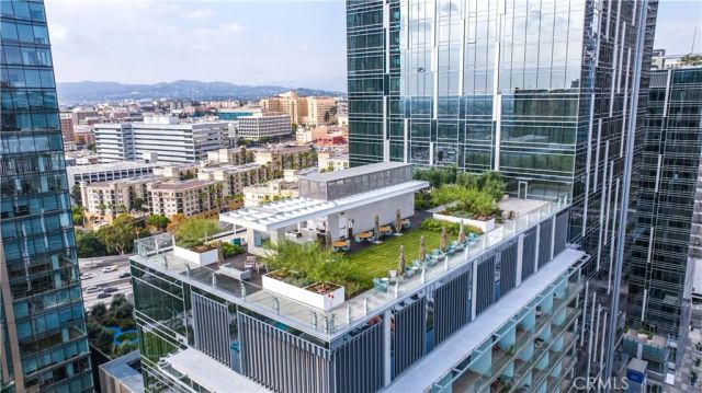 877 Francisco Street 4111, Los Angeles, CA 90017