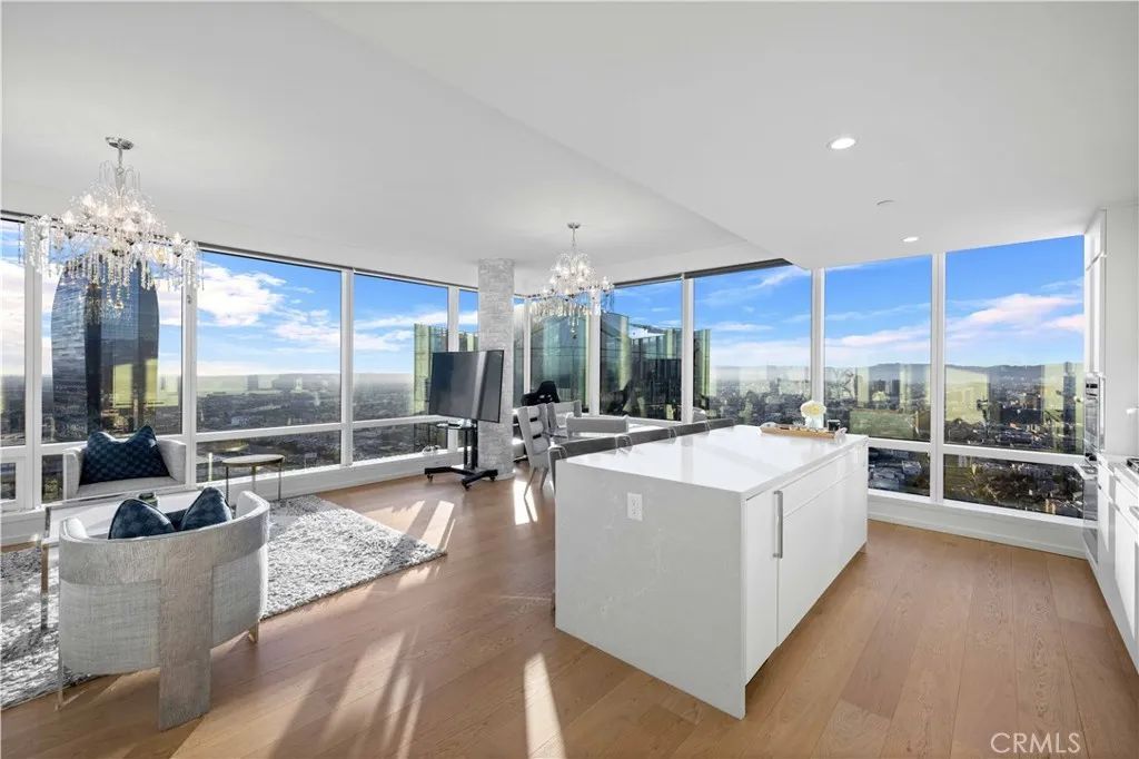 877 Francisco Street 4111, Los Angeles, CA 90017