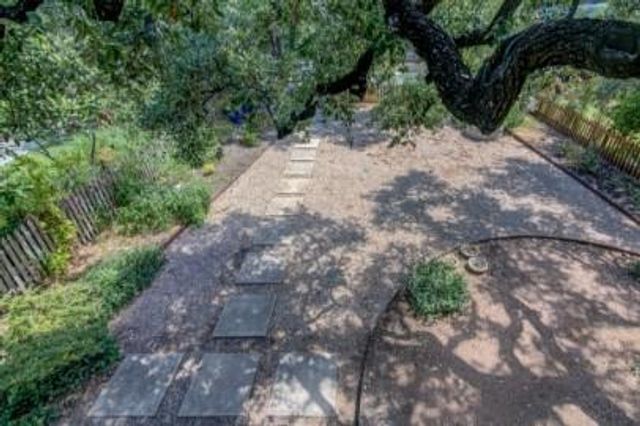 311 W Mary ST A, Austin, TX 78704