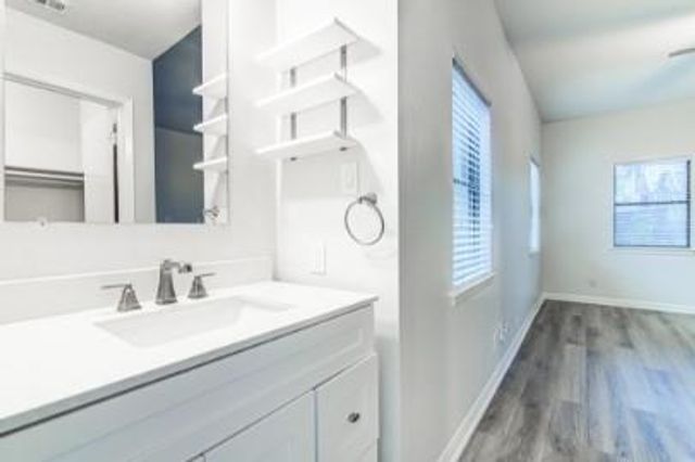 311 W Mary ST A, Austin, TX 78704