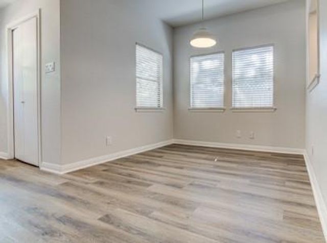 311 W Mary ST A, Austin, TX 78704