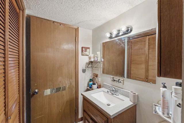 453 & 455 S Carlton, Wichita, KS 67209