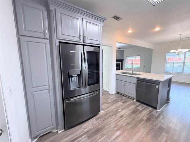 101 Arapaho W, Sherman, TX 75092