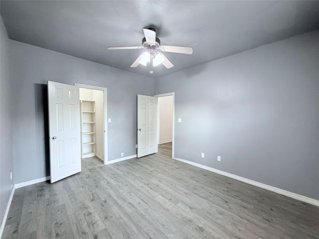 101 Arapaho W, Sherman, TX 75092
