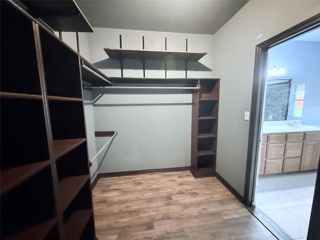 101 Arapaho W, Sherman, TX 75092