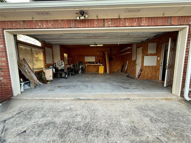 101 Arapaho W, Sherman, TX 75092