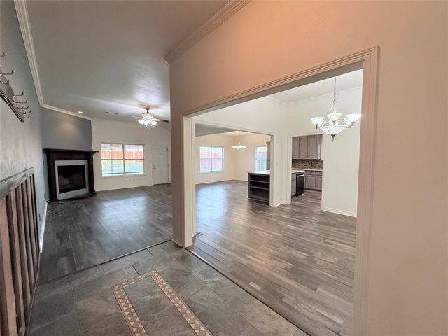 101 Arapaho W, Sherman, TX 75092