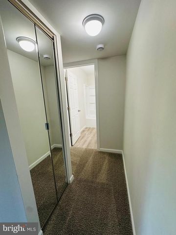 812 MEADOW WOODS, Lawrenceville, NJ 08648