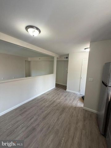 812 MEADOW WOODS, Lawrenceville, NJ 08648