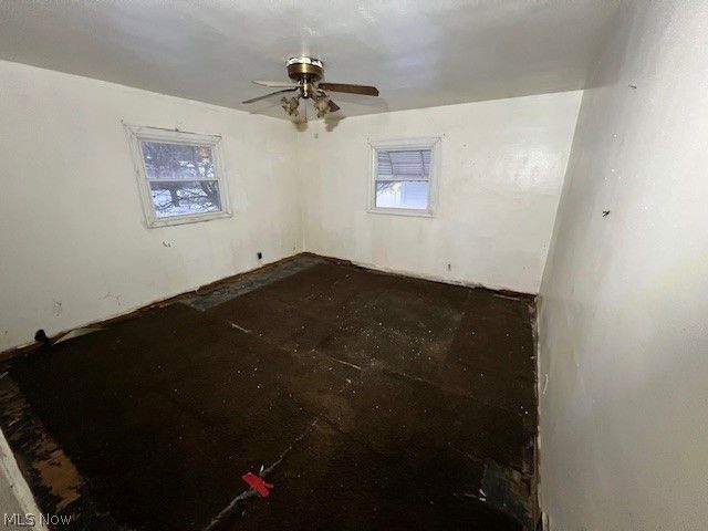 20751 Selfridge, Highland Hills, OH 44122